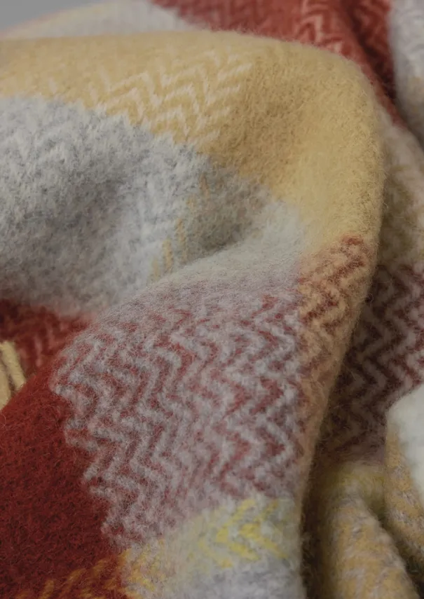 TOAST Textiles|Blankets & Throws*Chevron Check Wool Blanket