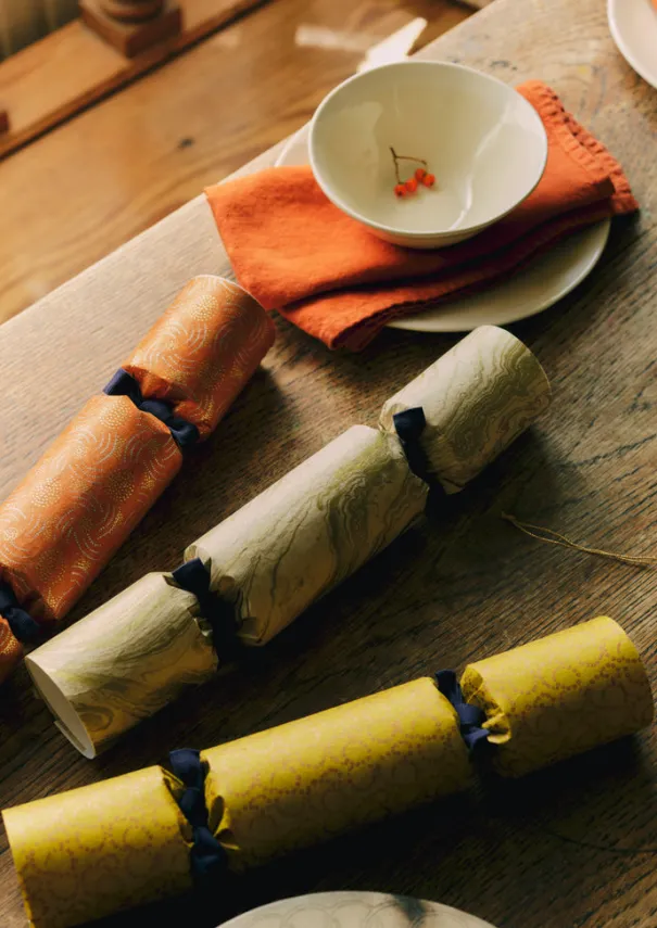 TOAST Christmas Decorations*Christmas Crackers