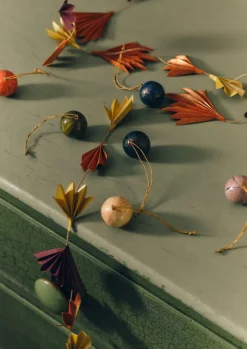 TOAST Christmas Decorations*Concertina Petal Paper Garland