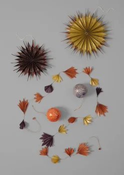 TOAST Christmas Decorations*Concertina Petal Paper Garland