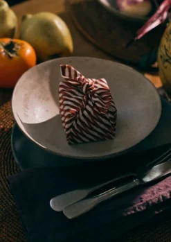 TOAST Christmas Decorations*Furoshiki Table Gifts