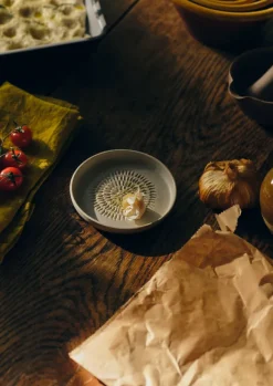 TOAST Ceramics|Kitchen*Jynsym Ong Pestle and Mortar