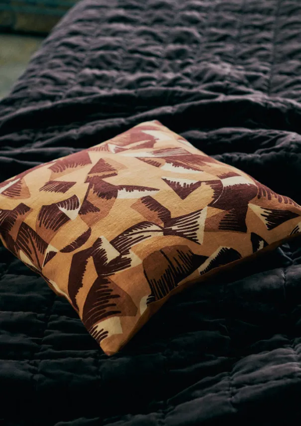 TOAST Textiles|Cushions & Covers*Kinetic Geo Linen Cushion Cover