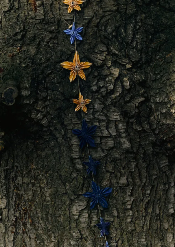 TOAST Christmas Decorations*Marbled Star Paper Garland