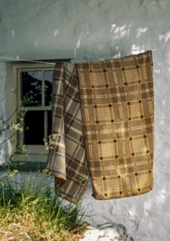TOAST Textiles|Blankets & Throws*Melin Tregwynt Welsh Blanket