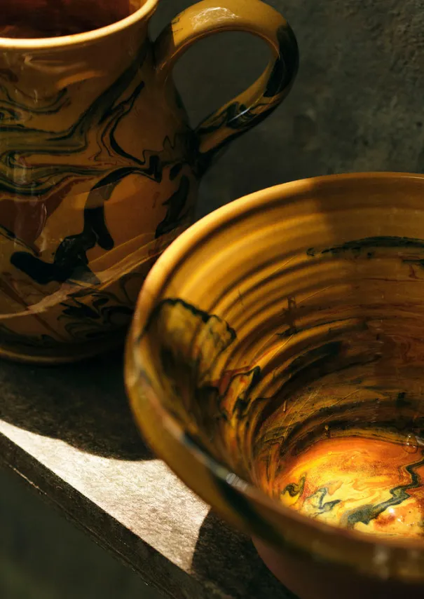TOAST Ceramics|Tableware*Poterie Barbotine Marbled Pouring Bowl