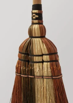 TOAST Outdoor|Kitchen*Sorghum Stripe Broom