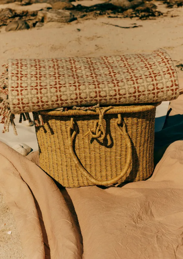 TOAST Baskets*Veta Vera Grass Picnic Basket